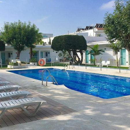 Hostal Las Cumbres Conil De La Frontera Eksteriør billede