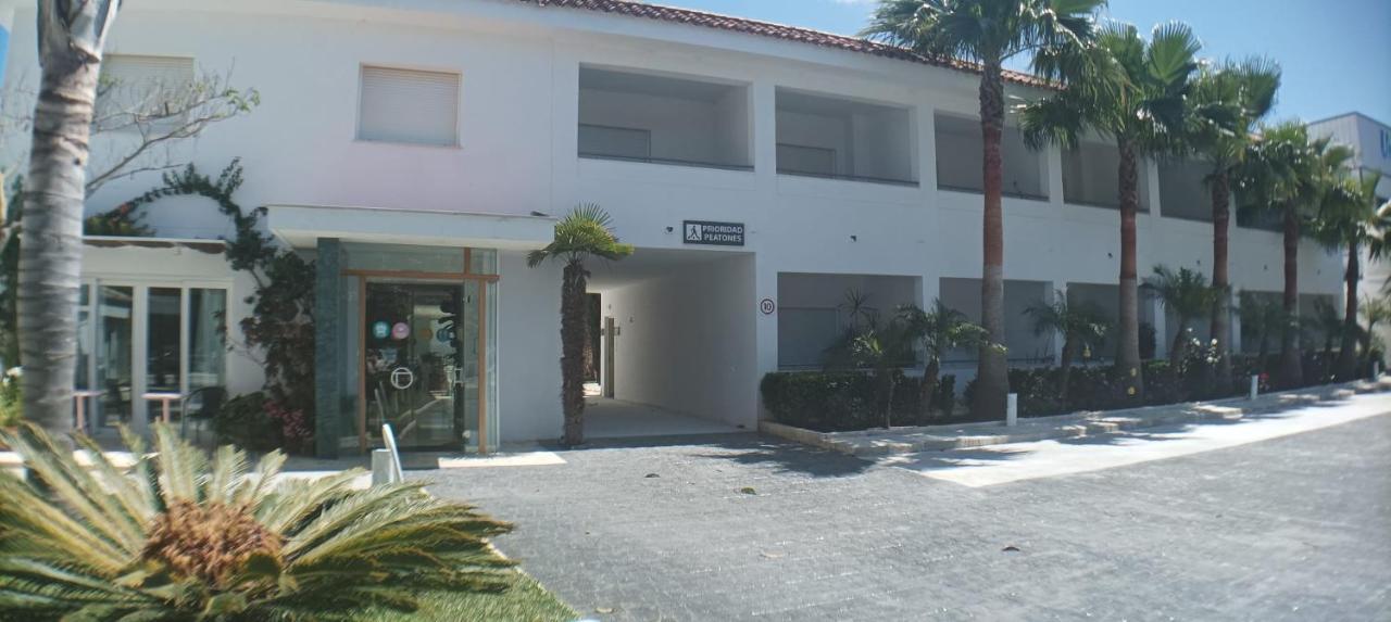 Hostal Las Cumbres Conil De La Frontera Eksteriør billede