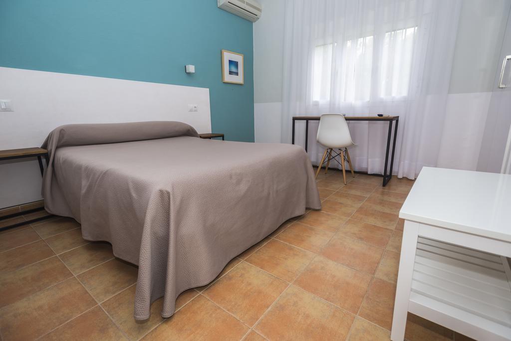 Hostal Las Cumbres Conil De La Frontera Eksteriør billede