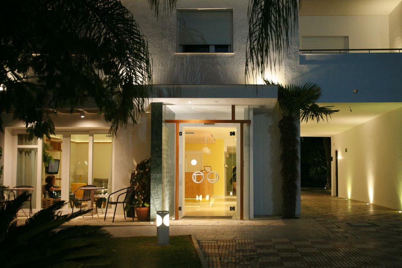 Hostal Las Cumbres Conil De La Frontera Eksteriør billede