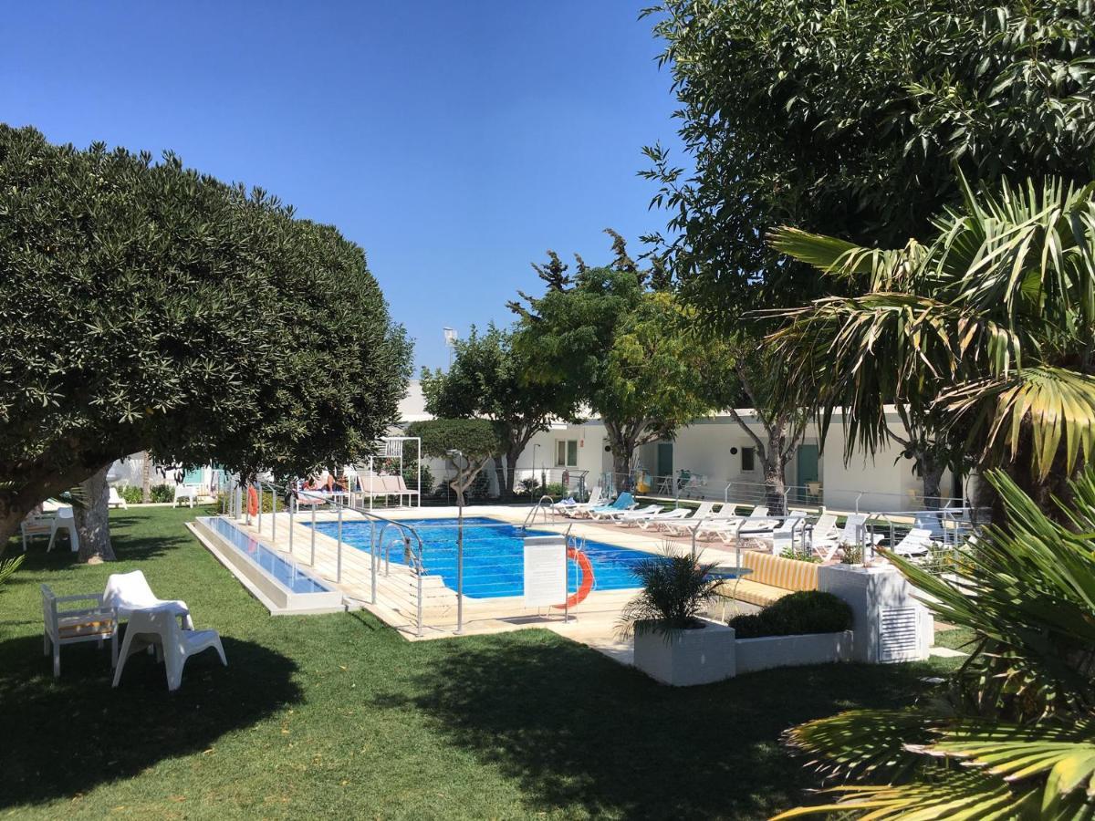 Hostal Las Cumbres Conil De La Frontera Eksteriør billede